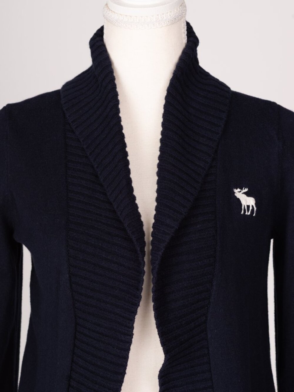 2010s VTG A&F "Ezra" Chunky Ribbed Shawl Collar Cardigan Navy Blue Small Preppy - Picture 2 of 16